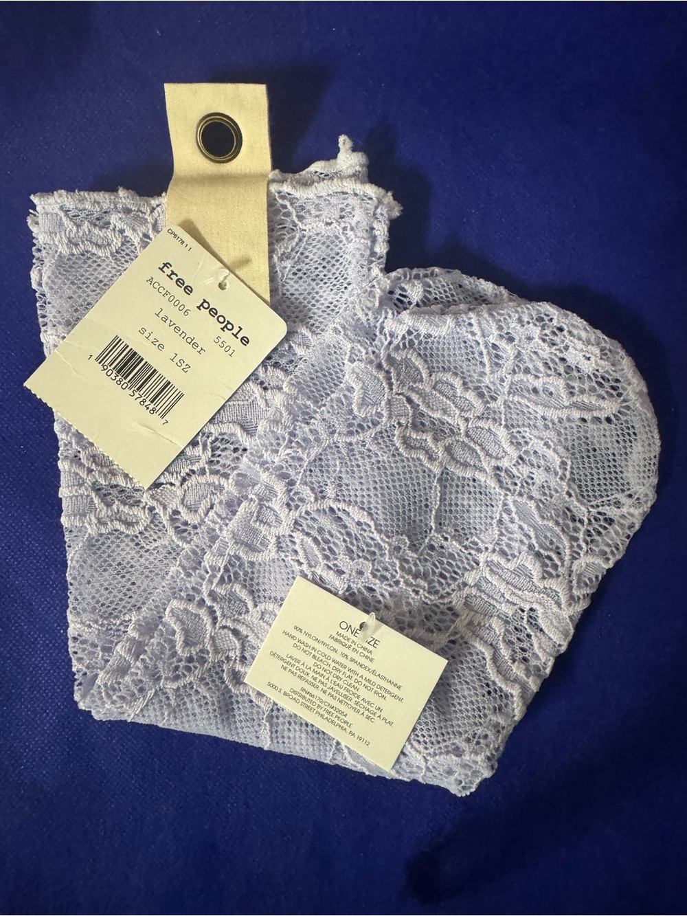 🧦 Free People lovely in lace Socks in light Lavender/Blue hues - NWT - One Size - Picture 3 of 4